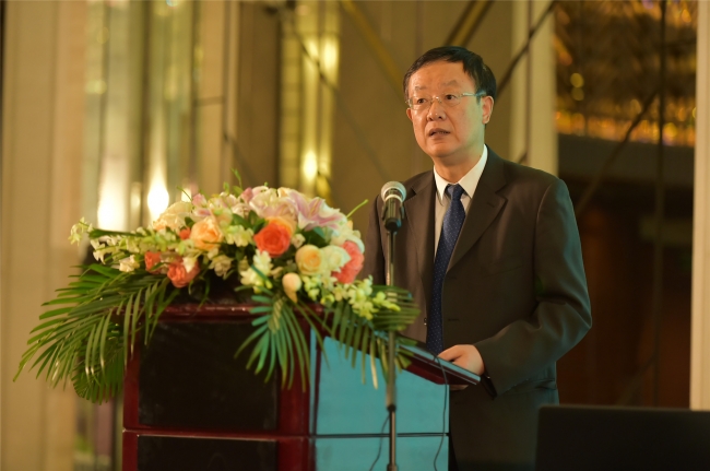 我校副校长李志斌致辞 我校副校长李志斌致辞