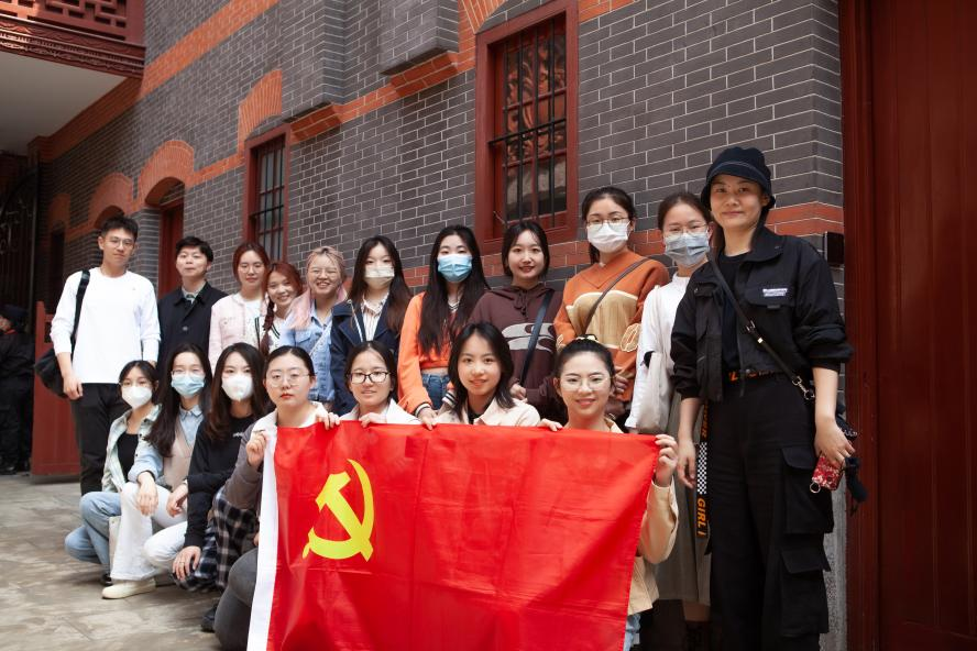 图片1 图片1