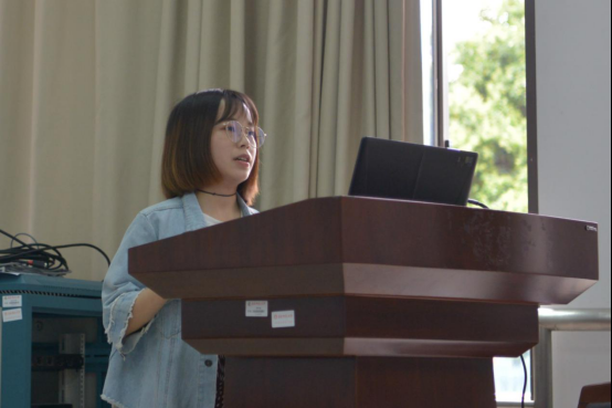 伟德中文官网首页举办第十九期光华研究生学术论坛819 伟德中文官网首页举办第十九期光华研究生学术论坛819