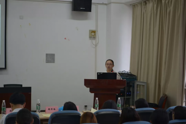 招生办赵睿老师介绍学校伟德中文官网首页怎么注册与招生政策